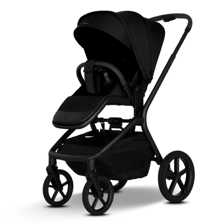 mavi-pure-black7.webp