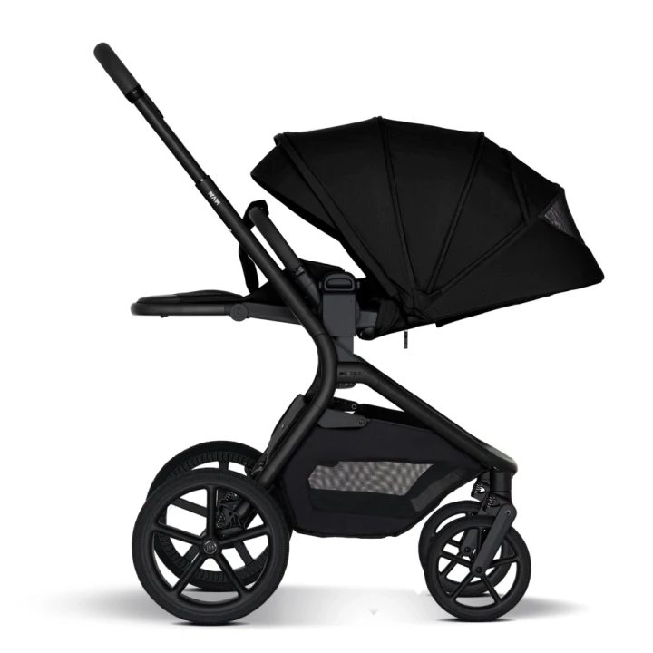 mavi-pure-black9.webp